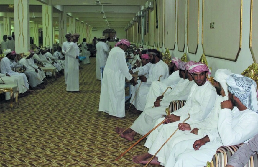 البرزة ثقافة عمانية اصيلة تتجسد منها سمات التكاتف والتعاون والالفة في مجتمعاتنا 