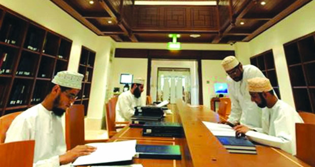 مركز الدراسات العمانية يعزز الجانب البحثي بتوفير محتويات مثرية تخدم الانتاج العلمي في السلطنة 
