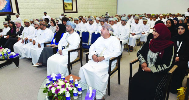 بمُباركة سامية .. ديوان البلاط السلطاني يدشن مسار (الناشئة) في النسخة الأولى من "البرنامج الوطني لتنمية مهارات الشباب"