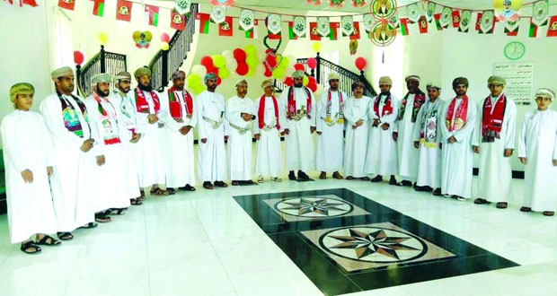 الادعاء العام بالداخلية وجنوب الباطنة يحتفلان بالعيد الوطني المجيد