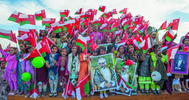 48 عدسة تلتقط ألوان البهجة في احتفالات العيد الوطني المجيد