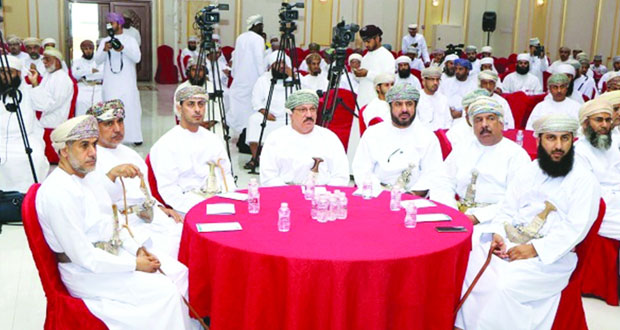 ندوة علمية تستعرض سيرة حياة العلامة جميل بن خميس السعدي في ندوة علمية بالمصنعة