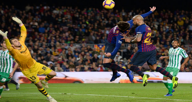  في الدوري الاسباني: برشلونة يخسر في كامب نو للمرة الاولى منذ عامين وريال يواصل انتصاراته مع سولاري