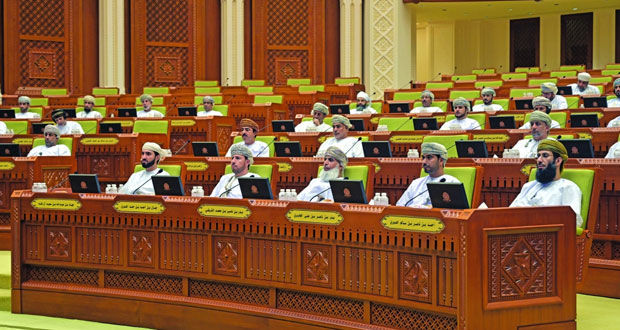 في جلسة تأبين للسلطان الراحل: مجلس الشورى يستذكر مآثر السلطان قابوس بن سعيد ويؤكد على مواصلة العطاء للقيام بدوره وأداء واجباته تجاه الوطن