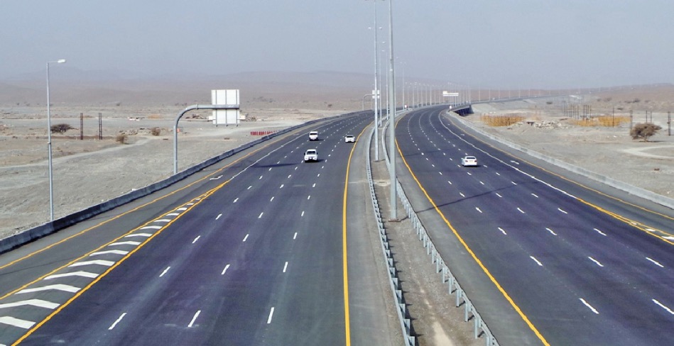 أهالي ولايات جنوب الباطنة يشيدون بالمنجزات التي تحققت في عهد السلطان الراحل 