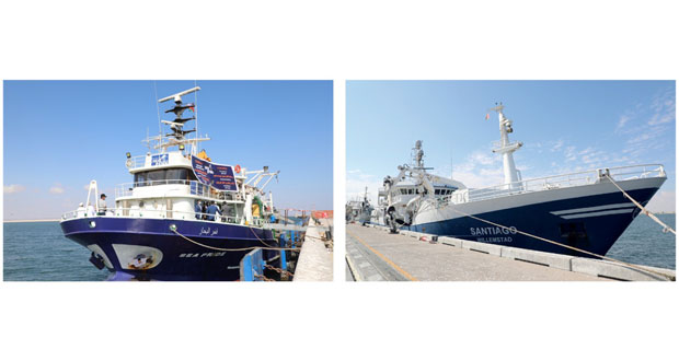 تدشين سفينتين بميناء الصيد البحري بالدقم