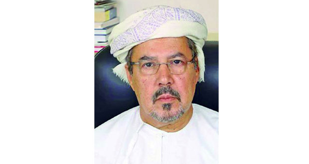 13 كاتبا يحتفون بتجربة سيف الرحبي في الكتابة والسفر والحياة