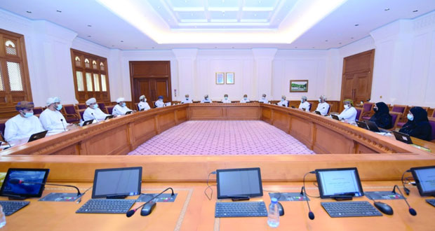 (تعليمية الشورى) تطلع على الرد حول موضوع أصحاب الحافلات المدرسية وحراس المدارس