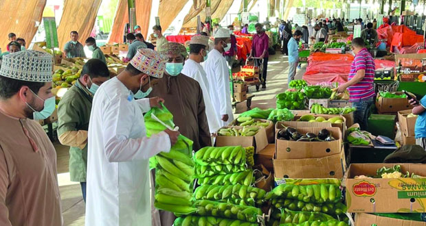 بلدية مسقط تؤكد جاهزية السوق المركزي للخضراوات والفواكه لاستقبال شهر رمضان