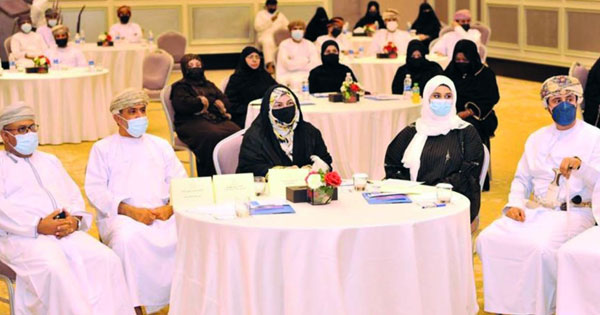 جمعية الصحفيين تنظم جلسة حوارية حول &laquo;آفاق العمل الاقتصادي&raquo; بصلالة