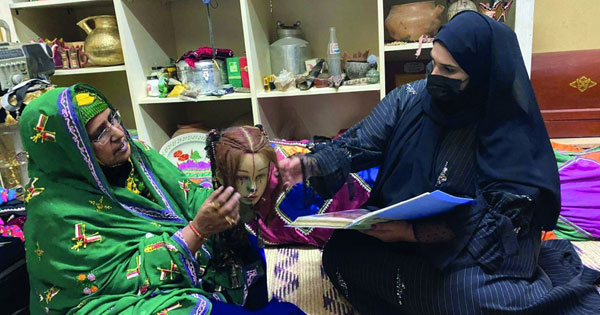 حسنة الحريزية: مركزنا يعنى بالتراث المادي والشفوي ولا أستطيع التخلي عن أية مقتنيات مهما قُدم لي من ثمن