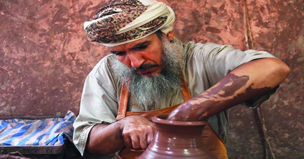 صناعة الفخار .. واقع أثري وحضاري مغاير