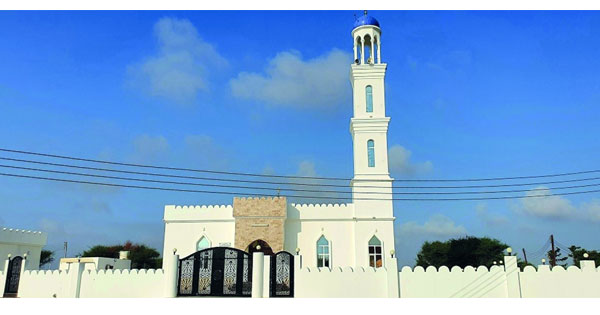 إعادة بناء مسجد الشيخ خميس بن محمد الخميسي بالمصنعة