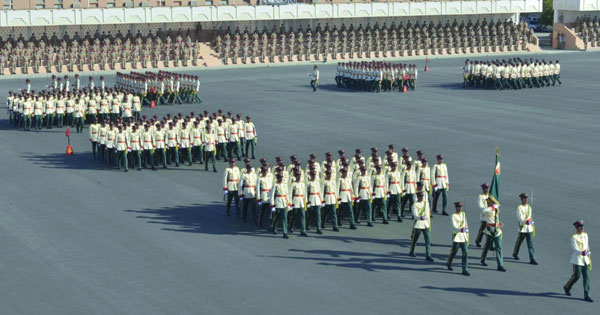 تخريج دورة الضباط المرشحين بالجيش تشمل العنصر النسائي لأول مرة