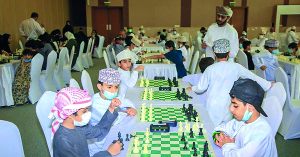 نادي السلام ينظم بطولة الشطرنج الأولى
