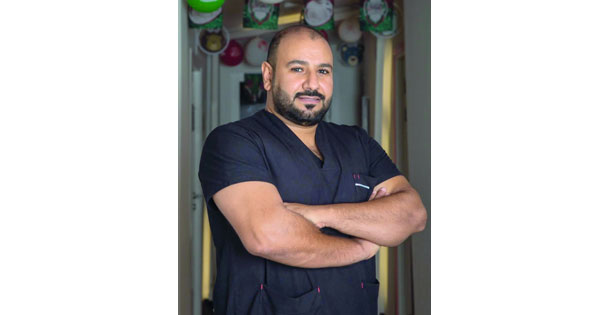 لقاء مع أول دكتور عماني متخصص فـي أمراض النطق والبلع .. عامر التوبي: النقص الشديد فـي الكوادر البشرية المدربة يجعل الخدمة متمركزة فـي بعض المستشفيات مما يسبب ضغطا شديدا ويطيل فترات الانتظار