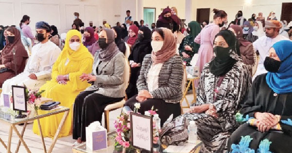 «أوبريت قيثارة» يختتم فعاليات جمعية المرأة بمسقط تحت رعاية تغريد آل سعيد