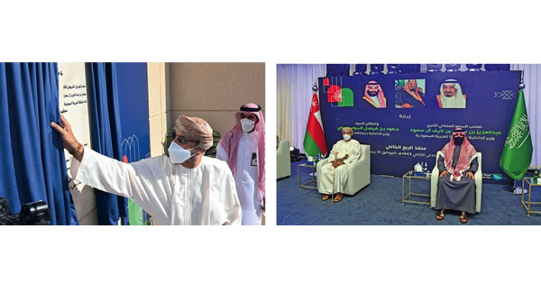 وزير الداخلية ونظيره السعودي يزوران منفذ الربع الخالي