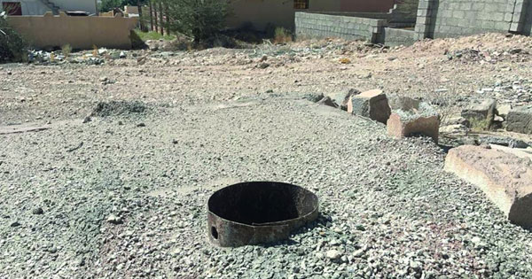 آبار مخفية مهجورة فـي عبري تشكل خطرا وتهديدا يبحث عن حل عاجل