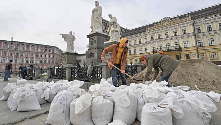 روسيا وأوكرانيا فـي قتال شرس من أجل ماريوبول
