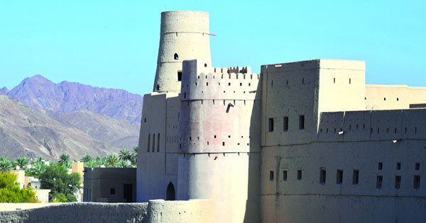 قلعة بهلاء وارتباط بالحضارات