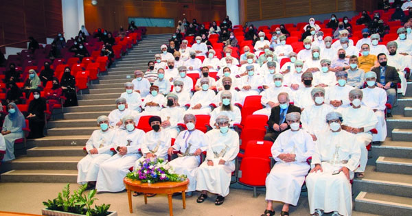 يوم مفتوح فـي كلية الهندسة بجامعة السلطان قابوس