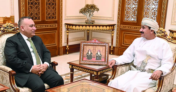 وزير المكتب السلطاني يستقبل سفيري العراق وإيران