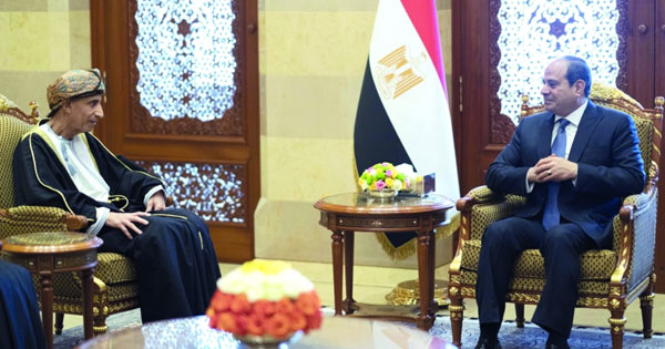 الرئيس المصري وفهد بن محمود يبحثان أوجه التعاون والقضايا ذات الاهتمام المشترك