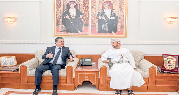 بحث العلاقات الثنائية بين سلطنة عمان والمغرب