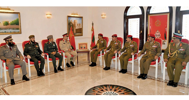 قائد الجيش السلطاني يستقبل آمري الكليات العسكرية بمجلس التعاون