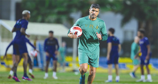 مدرب النصر: الصبر مفتاح التعاقد مع رونالدو