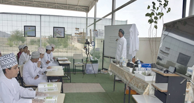 اﻟﻤﺪارس اﻟﺨﻀﺮاء.. تنمية بيئية مستدامة فـي الداخلية