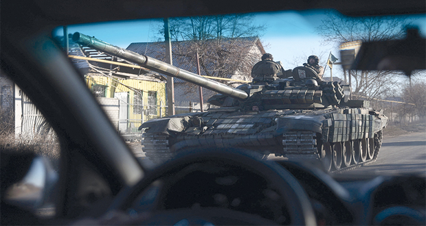 ألمانيا تسمح بتوريد دبابات ليوبارد لأوكرانيا واقتراح سويسري بتعديل قانون الحياد