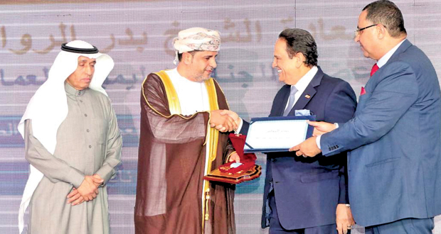 تكريم بدر الرواس بجائزة الثقافة الرياضية العربية للوفاء بالأردن