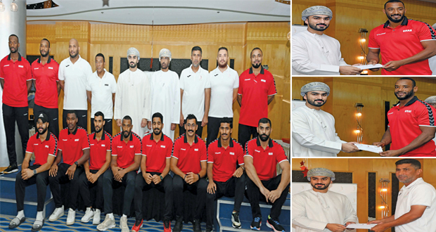 تكريم أبطال منتخبنا الوطني لكرة اليد الشاطئية وصيف البطولة الآسيوية التاسعة