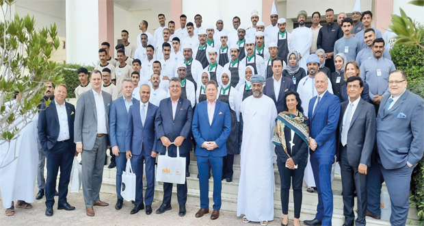 المعهد الوطني للضيافة يدشن نسخة أبطال الضيافة العمانية 2023