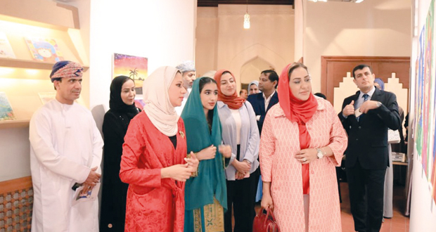 افتتاح المعرض الطلابي الفني «زوايا» ببيت الزبير