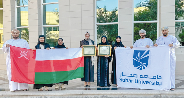 جامعة صحار تحقق المركز الثاني فـي مسابقة الخطابة البيئية العالمية